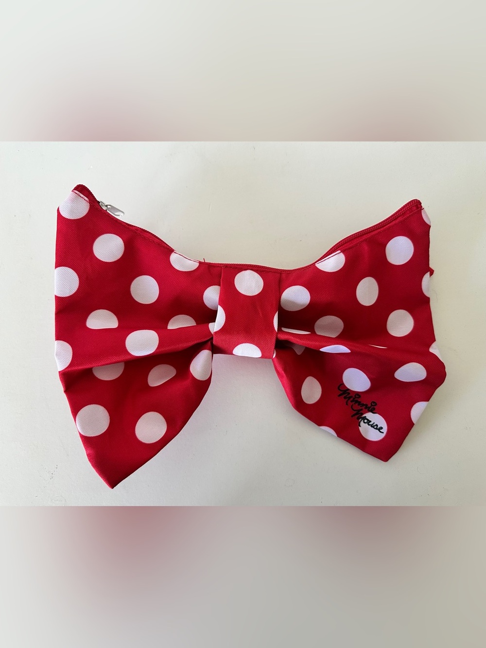 Disney Minnie Mouse Red & White Polka Dot Bow Pouch, Fannypack, Waist Belt - Picture 2 of 7